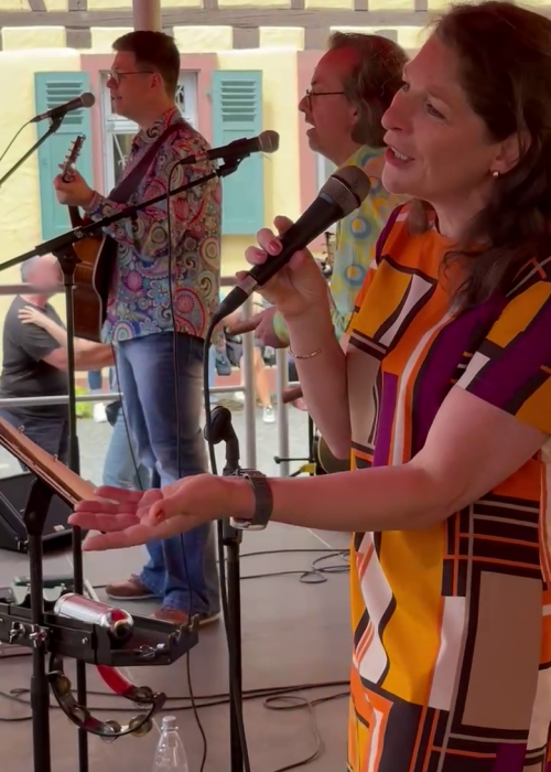 Erna und die Berts, Stimmen